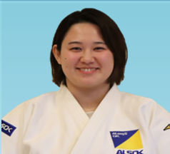 秋場　麻優（アキバ　マヤ）