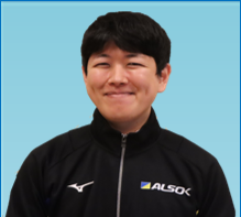 岡田　直也（オカダ　ナオヤ）