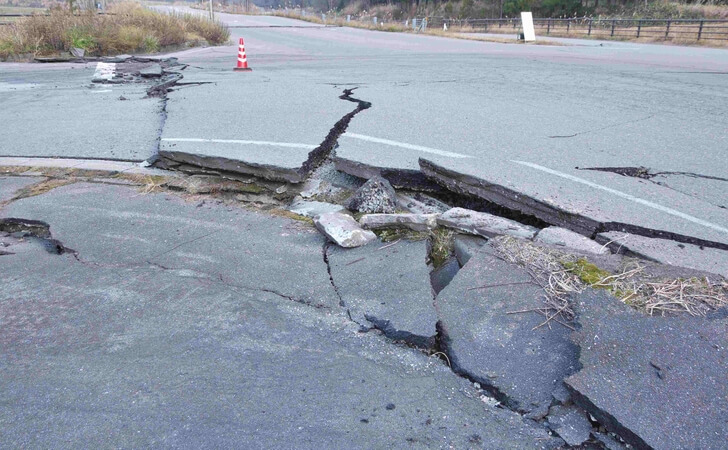 地震・津波から身を守る方法