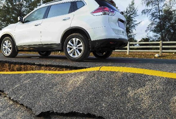 車で津波から避難してもよい?