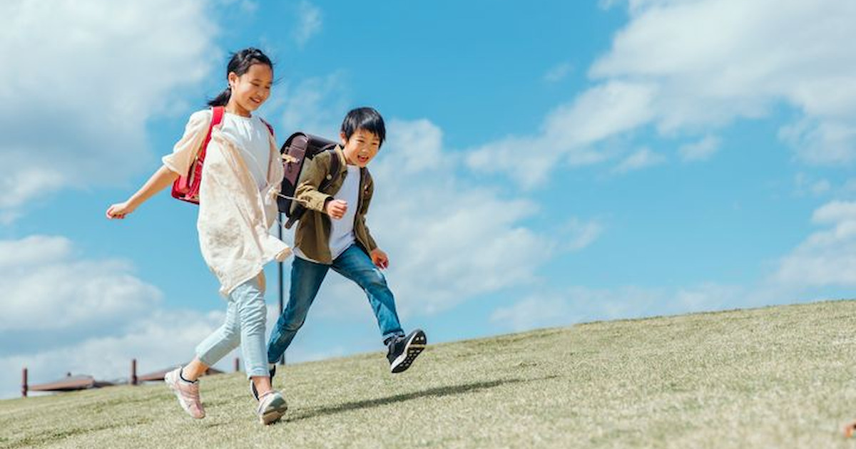 子どもの安全を守る「見守りサービス」や「商品」の選び方を解説