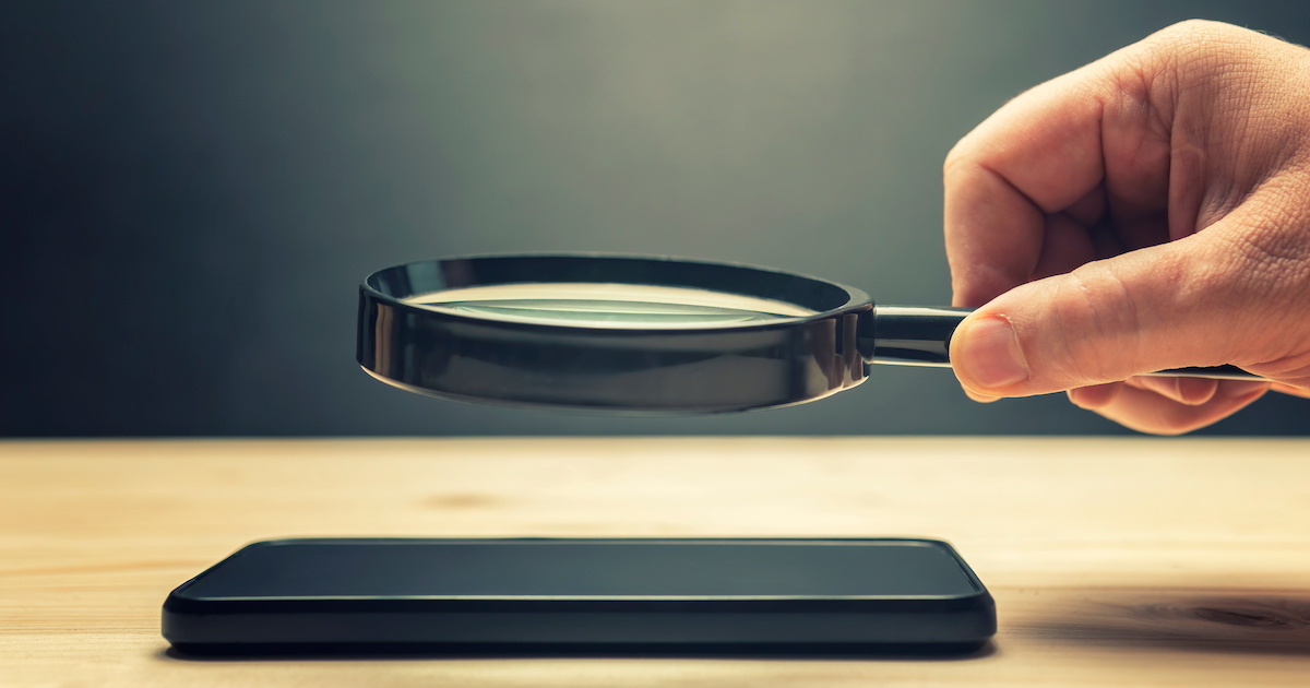 盗聴器発見アプリで盗聴器は見つかる？盗聴器の仕組みや探し方とは